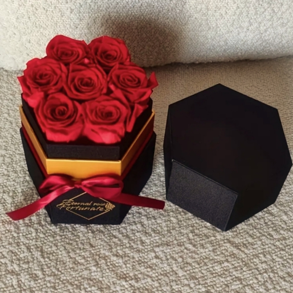 Preserved roses